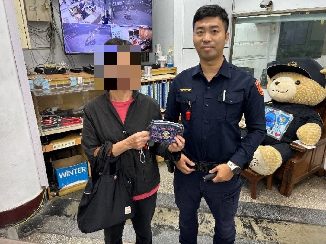 7--警民開心合照.jpg